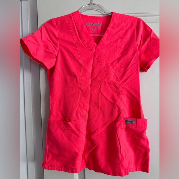 Grey’s Anatomy soft scrub set. Xs Top and Small bottoms. - Picture 1 of 2